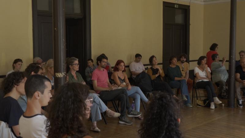 Sessão da Iniciativa dos Comuns «Sejamos realistas, desejamos o impossível»