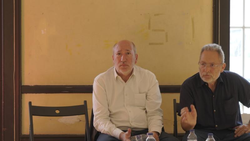 Sessão da Iniciativa dos Comuns «Sejamos realistas, desejamos o impossível»