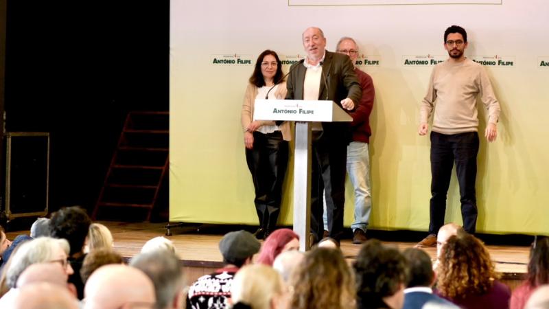 Almoço com apoiantes, no Clube Recreativo do Feijó